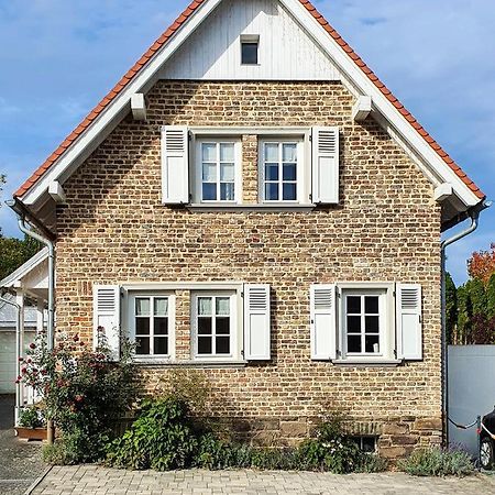 Friendly Home - "Gemuetliches Backsteinhaus" Koeln Bonn Phantasialand Борнхайм Экстерьер фото