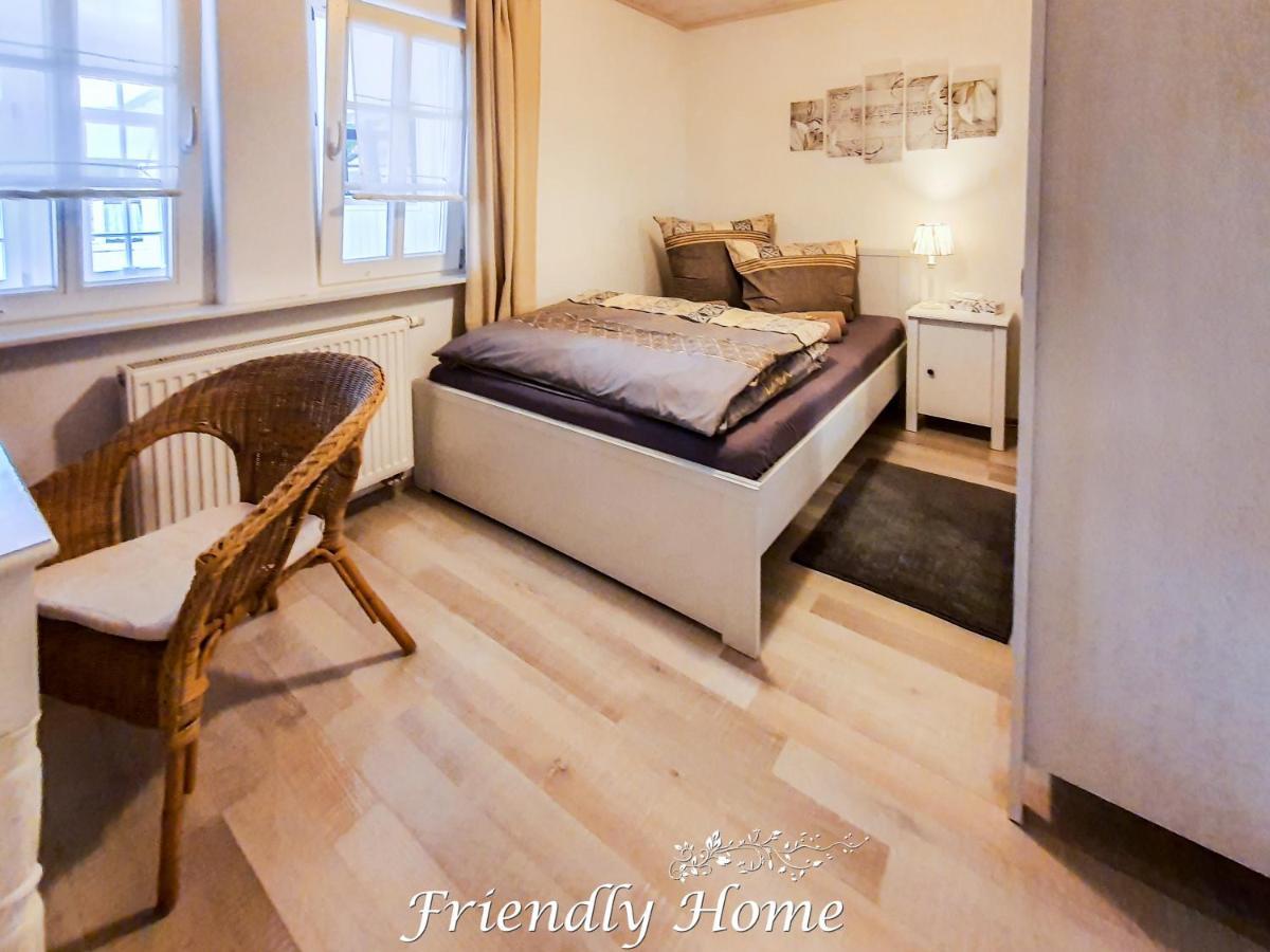 Friendly Home - "Gemuetliches Backsteinhaus" Koeln Bonn Phantasialand Борнхайм Экстерьер фото