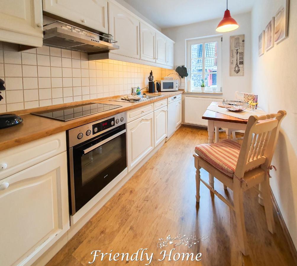 Friendly Home - "Gemuetliches Backsteinhaus" Koeln Bonn Phantasialand Борнхайм Экстерьер фото